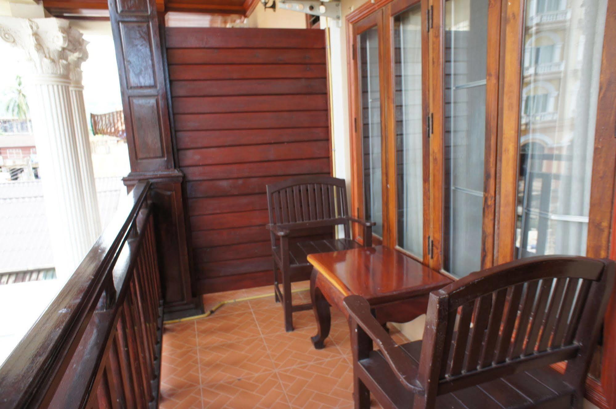 Domon Hotel Vang Vieng Zewnętrze zdjęcie