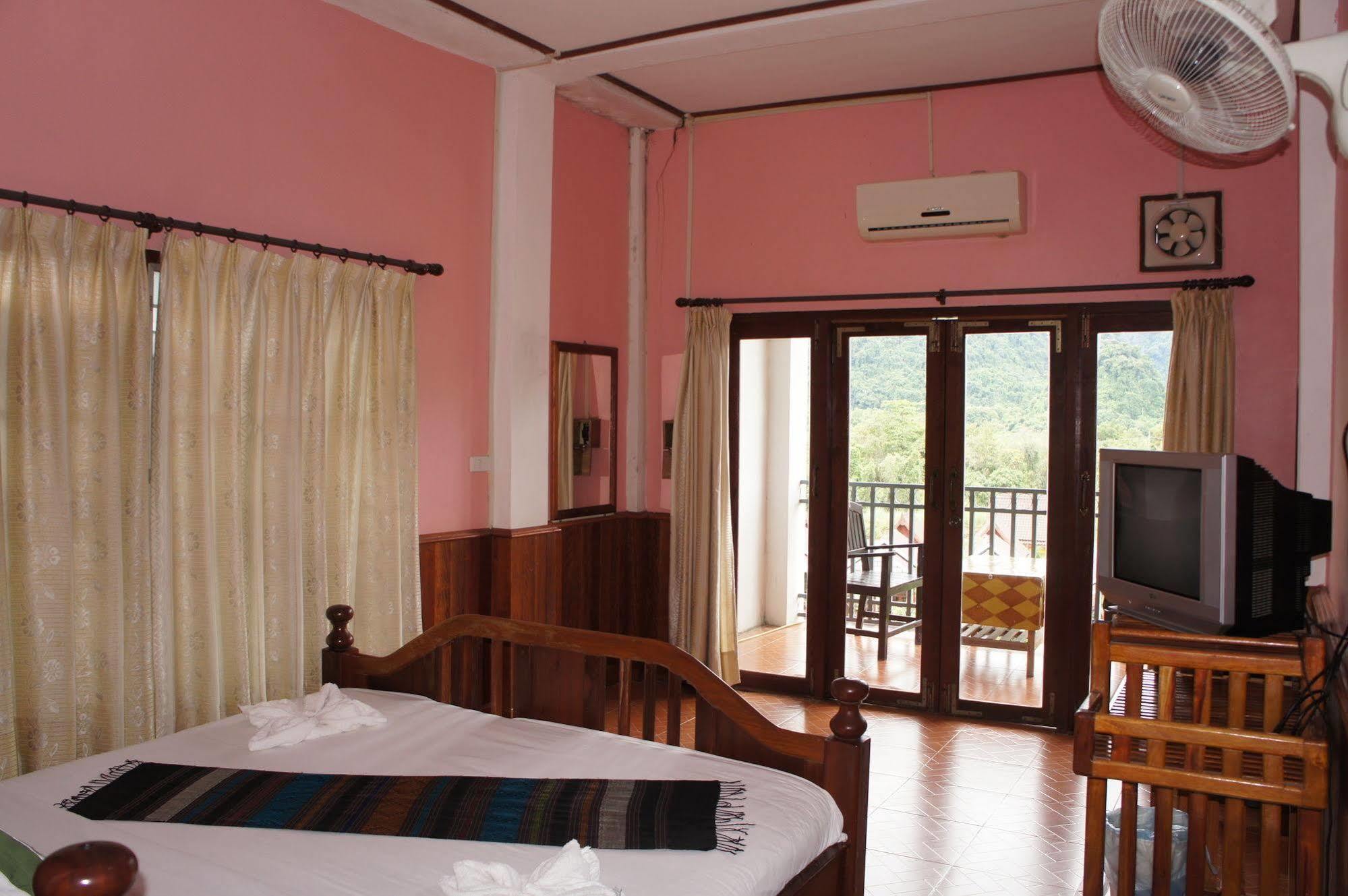 Domon Hotel Vang Vieng Zewnętrze zdjęcie